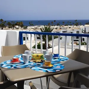 Apartamento Oasis Azul, Vista Oceano. , Puerto del Carmen (Lanzarote) Spagna